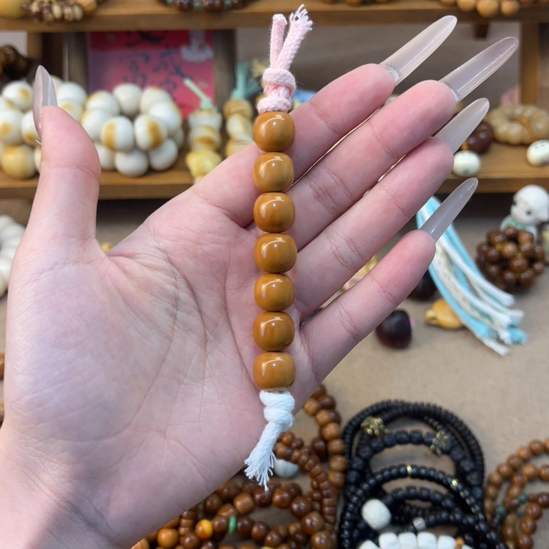 猴头核桃吊坠猴头棒棒糖