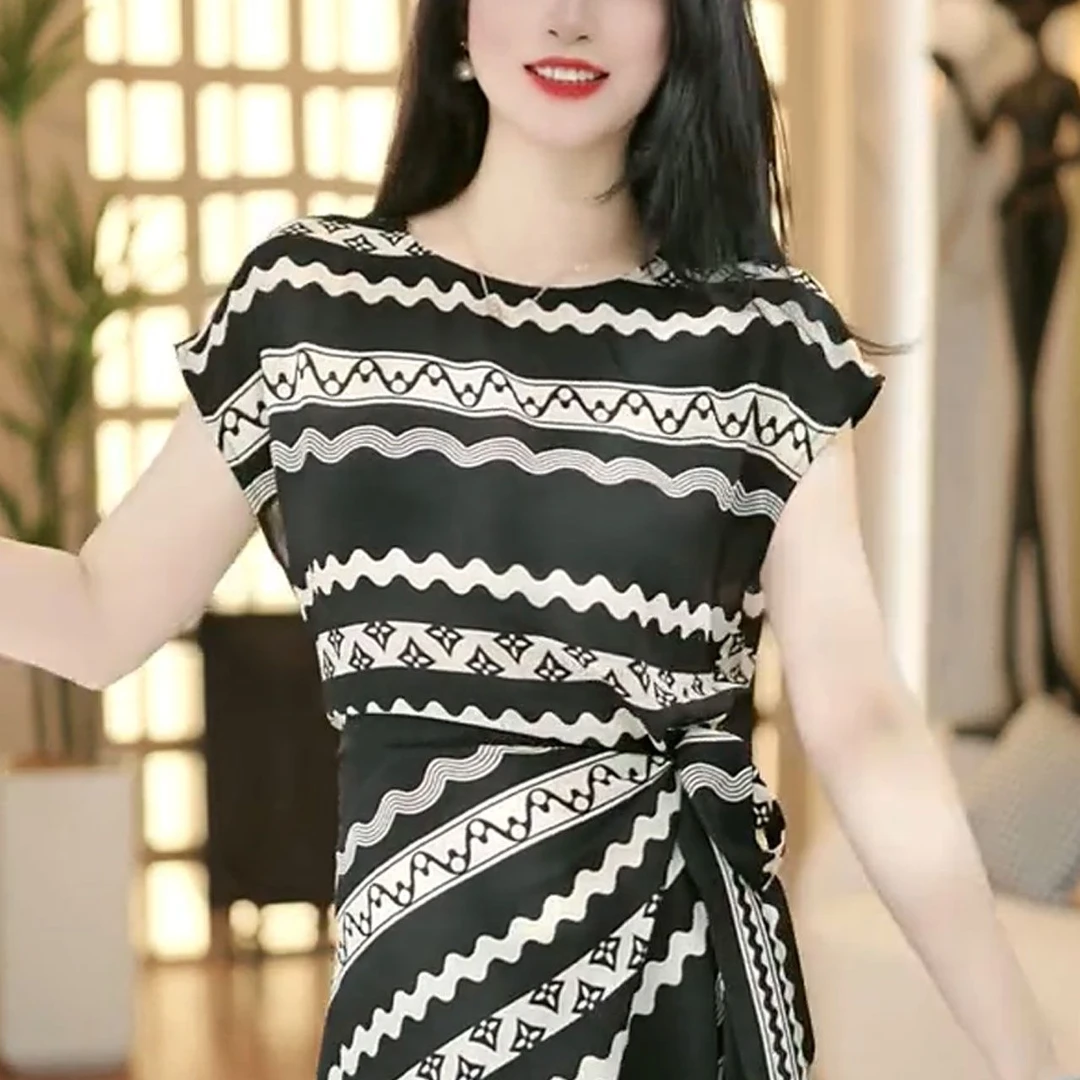 2025新款复古修身洋气高级短袖拼色长裙时尚夏季修身中长款连衣裙