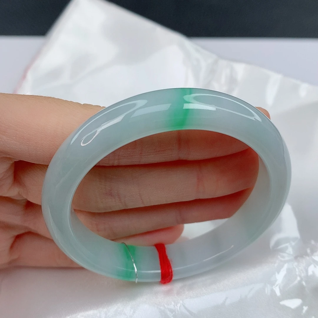 翡翠手镯未镶嵌51.2正圈飘阳绿细腻