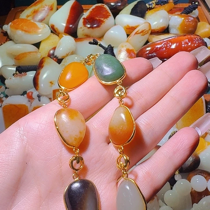 苏***龙和田玉未镶嵌挂件