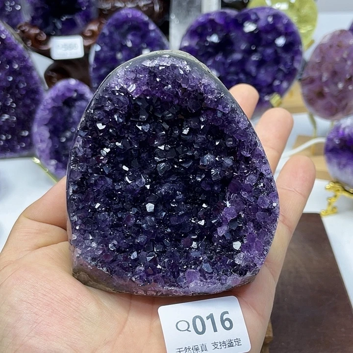 大型摆件（非配饰）未镶嵌水晶