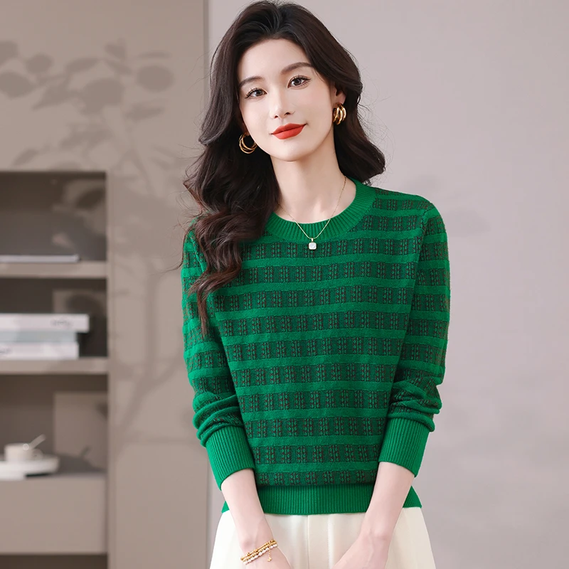 条纹圆领百搭洋气小衫2025新款春秋薄款显瘦爆款套头长袖针织衫