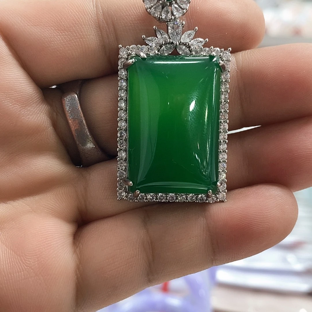 翡翠未镶嵌手镯挂件