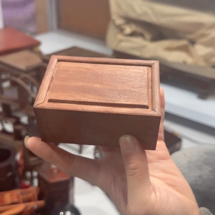 琉璃手工艺品红木工艺品