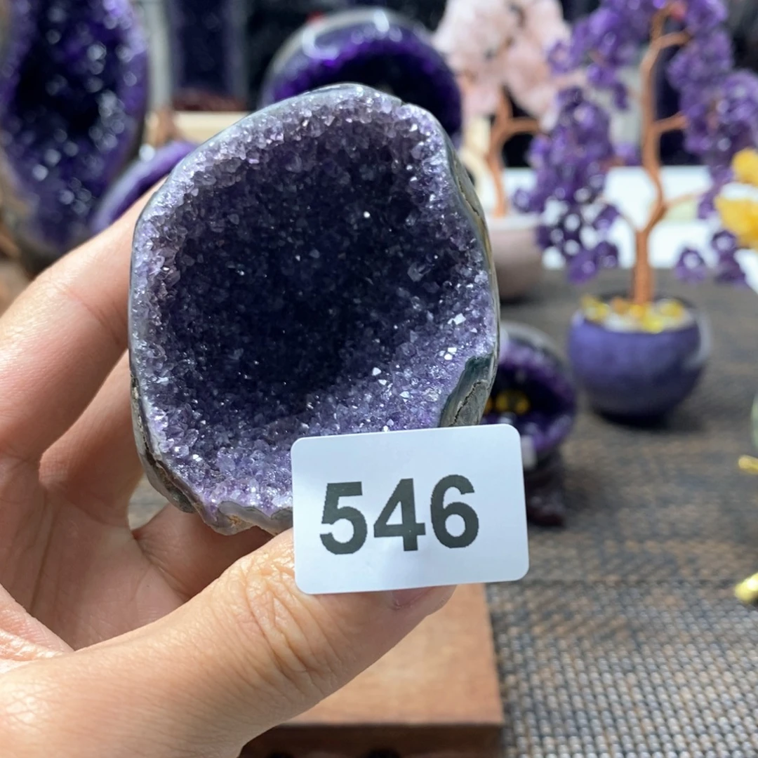 紫晶大型摆件（非配饰）未镶嵌