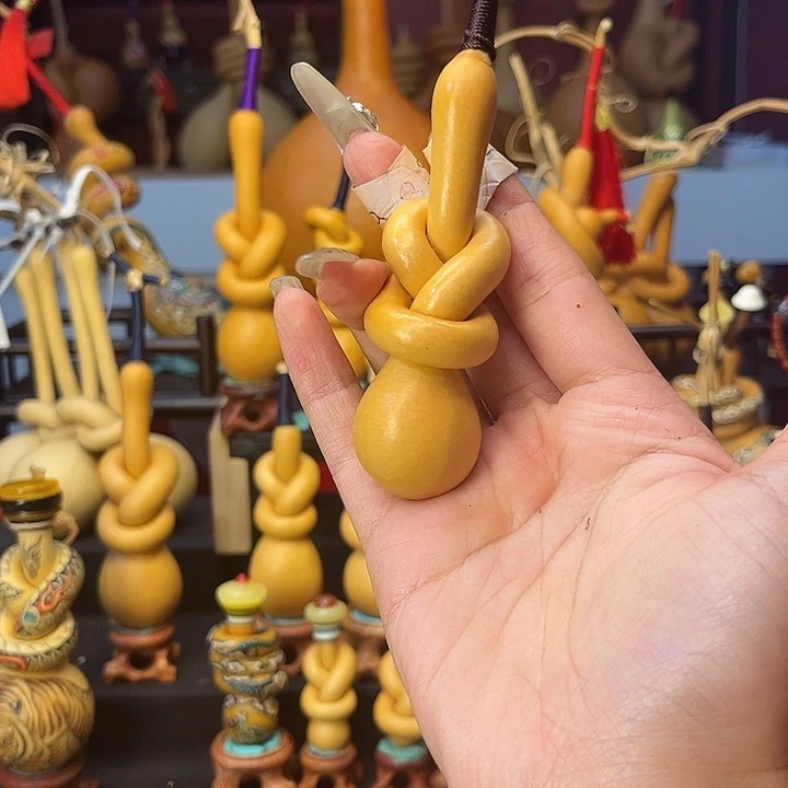 轶***.我6666666666月1111111111
