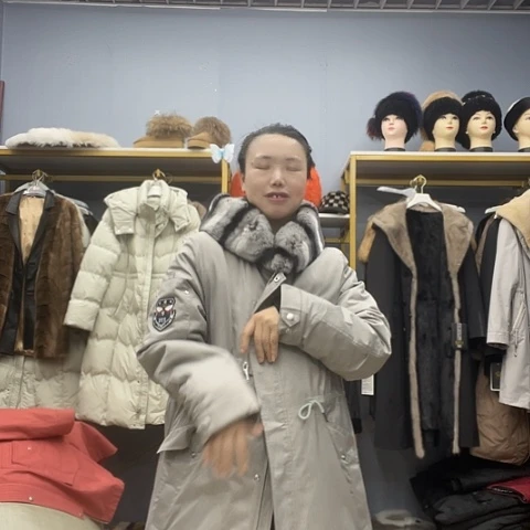 背心好看好看一点