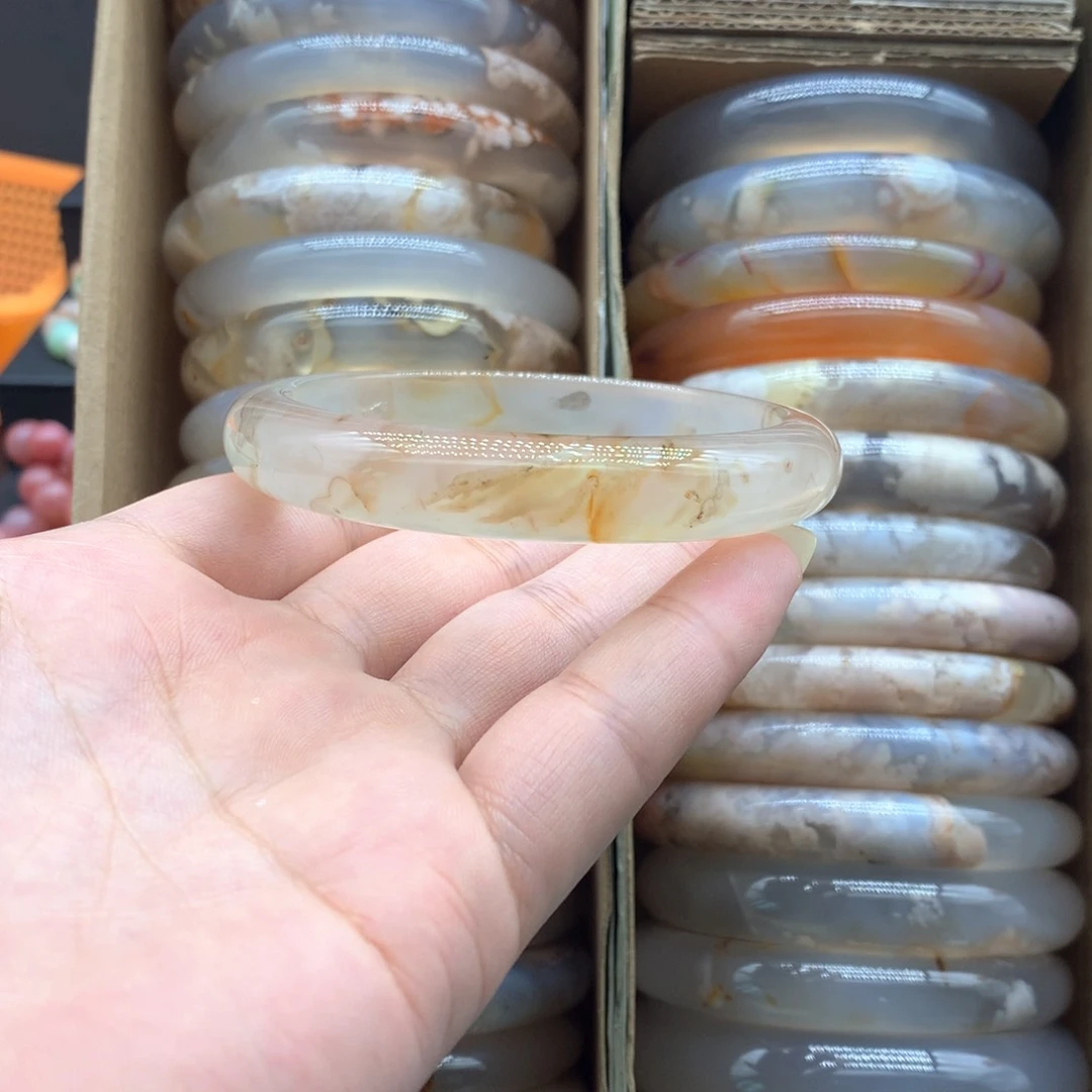 【闪购商品】玛瑙/玉髓手镯未镶嵌旺**己