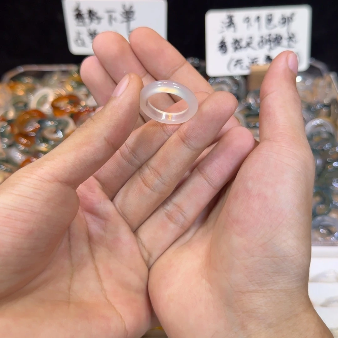 玛瑙/玉髓戒指未镶嵌25号17 圈满9.9包邮有瑕疵