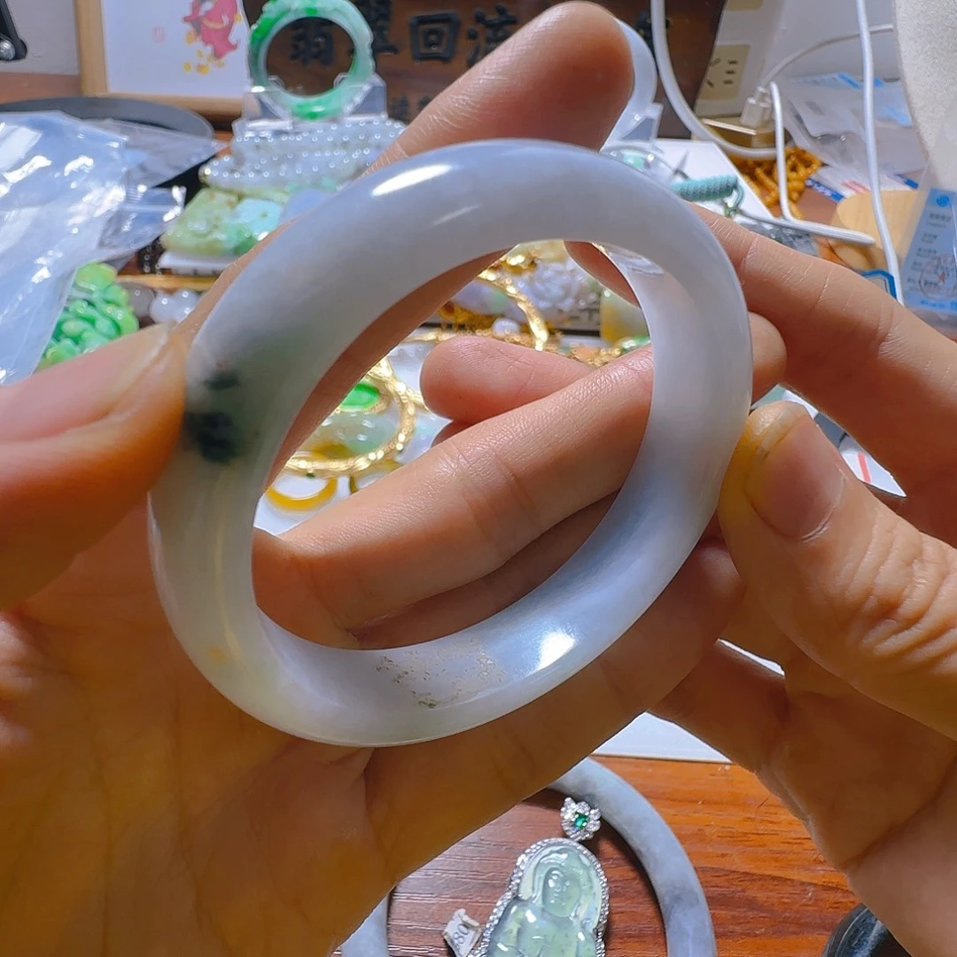 翡翠未镶嵌手镯翡翠80