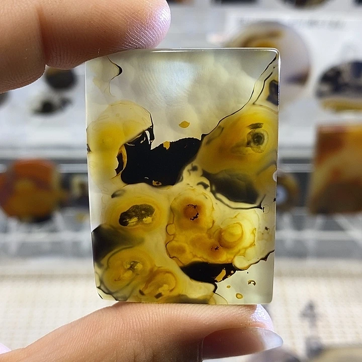 未镶嵌颈饰玛瑙/玉髓