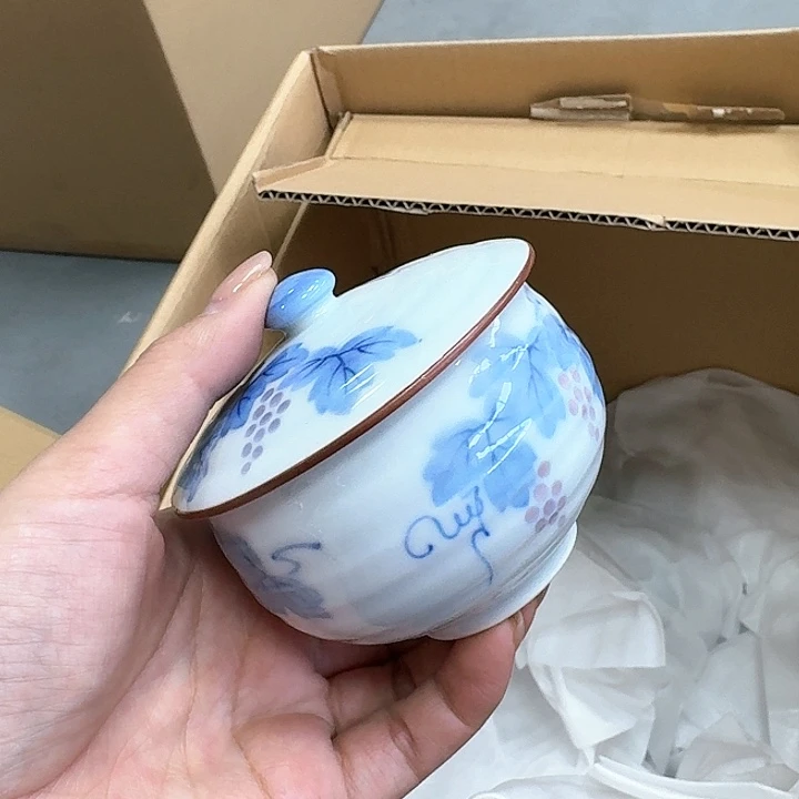 用****9瓷器。  瓷器。