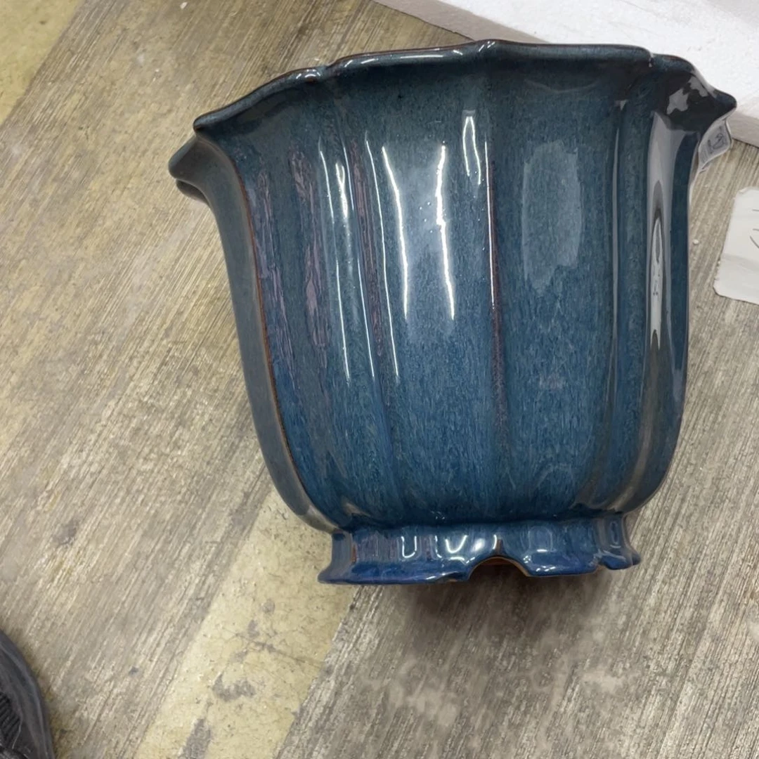 紫砂花盆瑕1花盆花盆