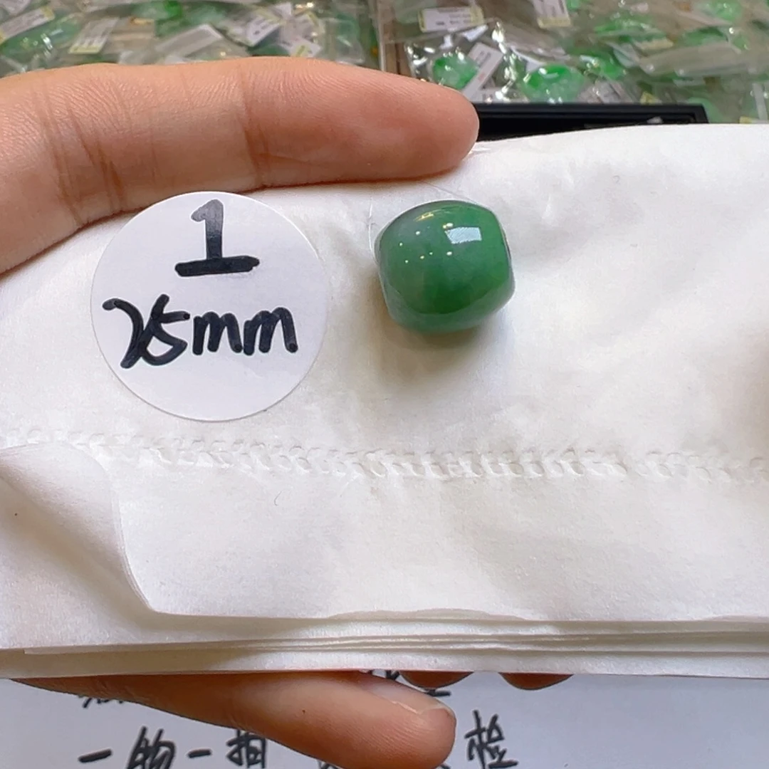 吊坠(不含链)18K金镶嵌翡翠