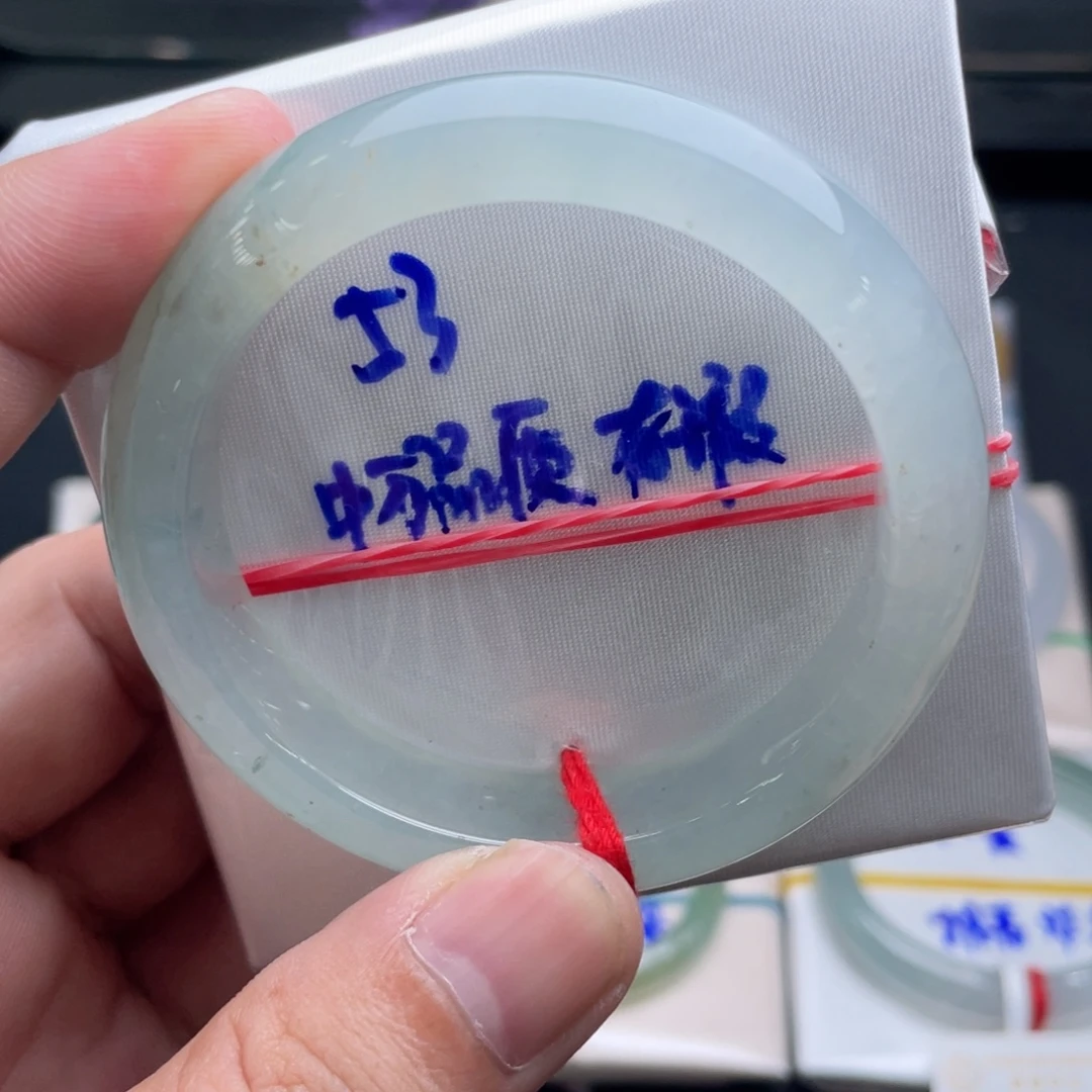 翡翠未镶嵌手镯翡翠手镯57