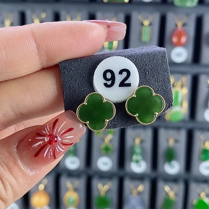 和田玉耳饰18K金镶嵌