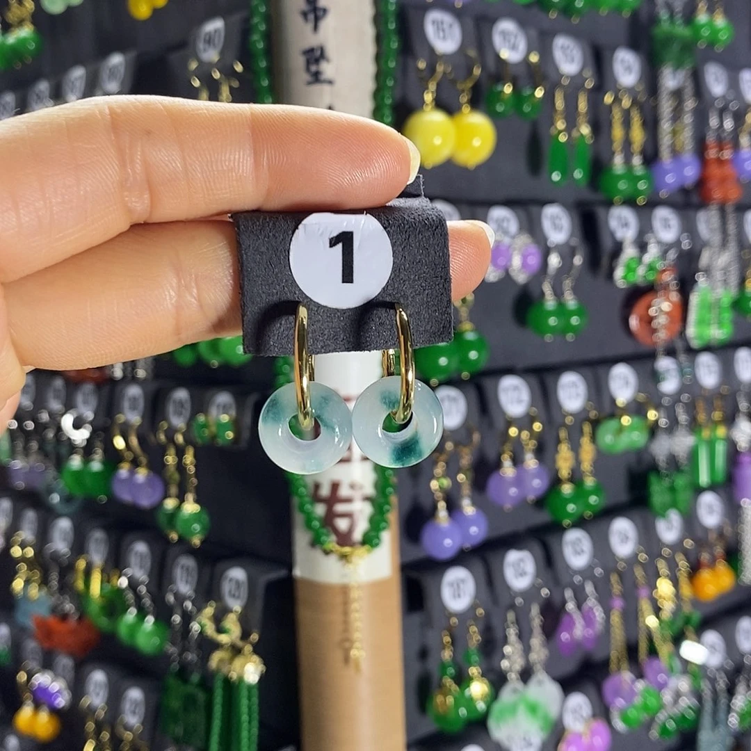 银S925镶嵌翡翠耳饰1