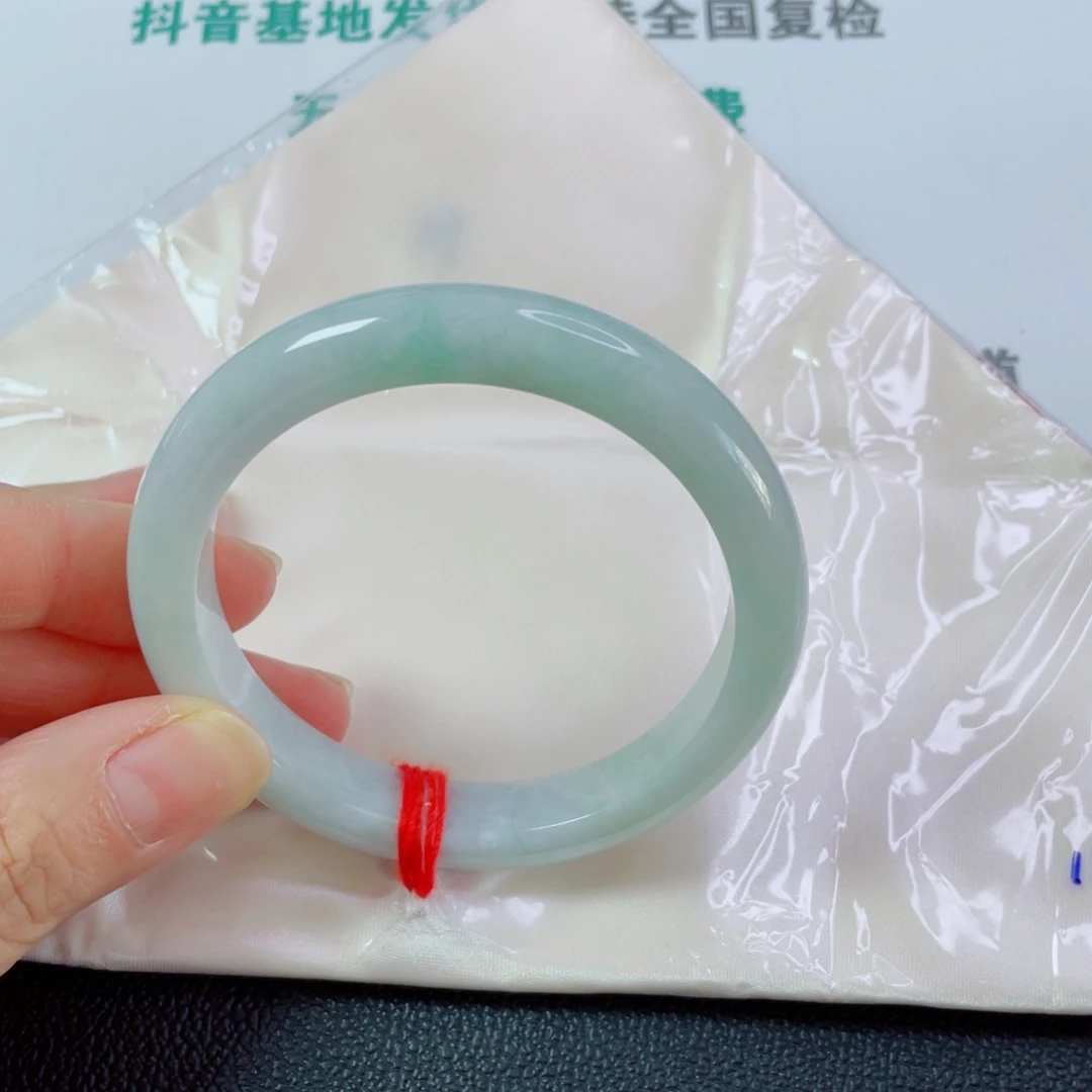 ～***@翡翠未镶嵌手镯天然