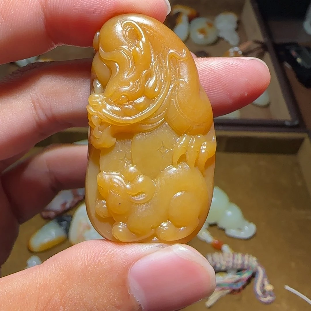 和田玉挂件未镶嵌