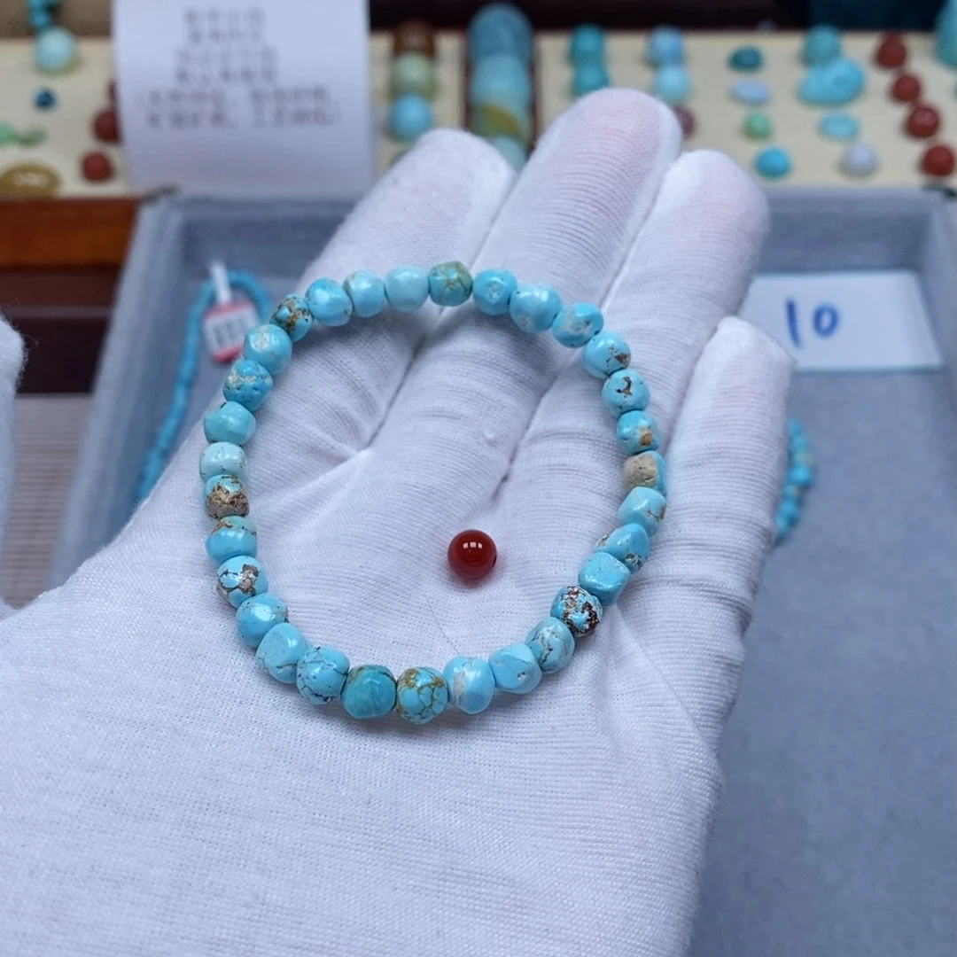 南红玛瑙配饰未镶嵌