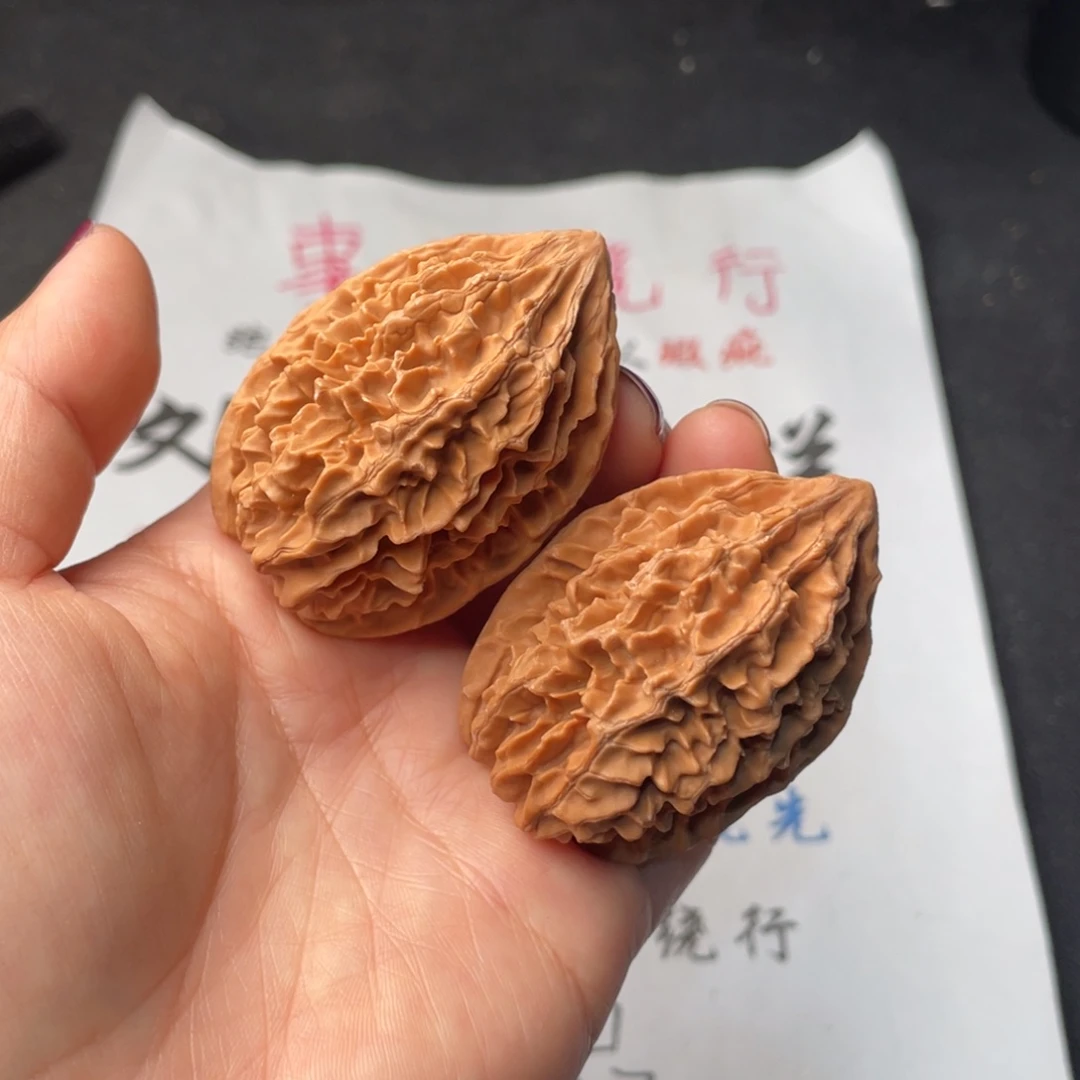 文玩核桃把件794。38鼠有磕碰