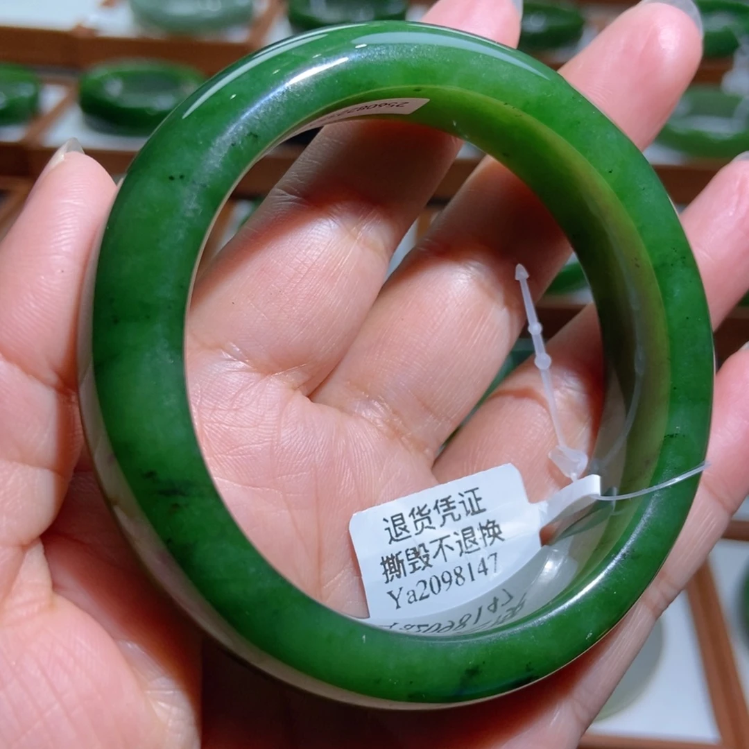 和田玉（碧玉）未镶嵌手镯浅菠菜绿5859