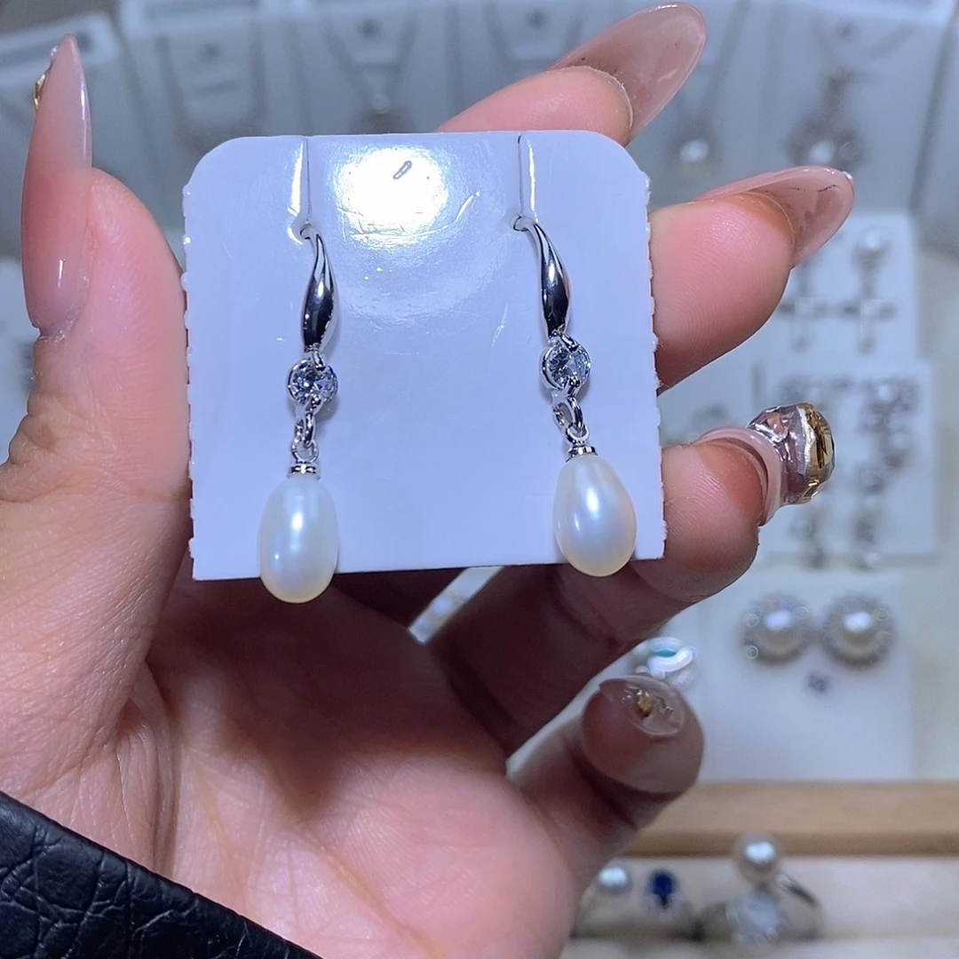 未镶嵌淡水珍珠耳饰