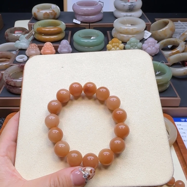 石英岩玉未镶嵌手镯