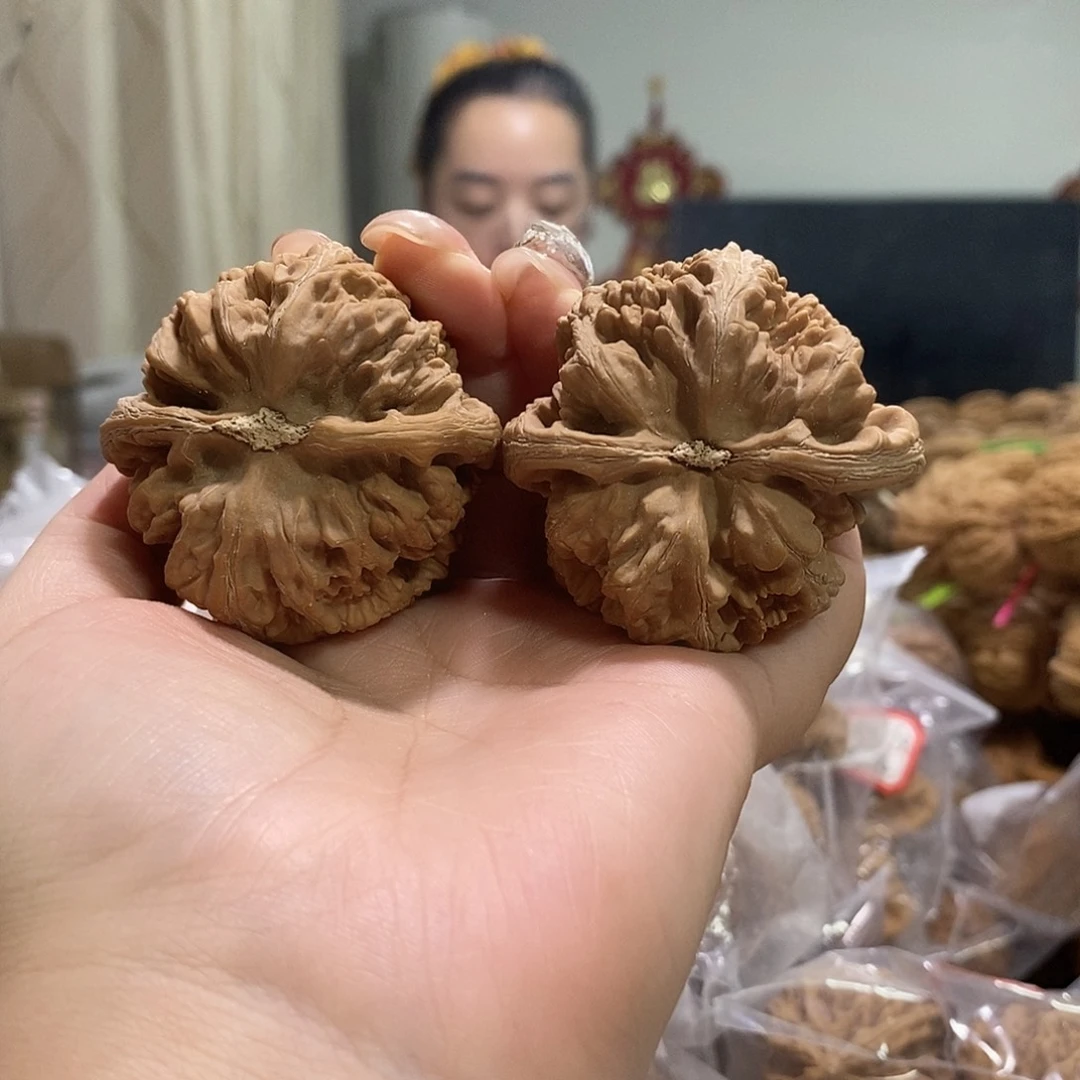 把件文玩核桃王*49大粗筋有修