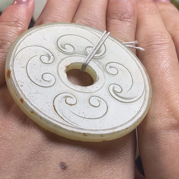 和田玉挂件未镶嵌寻*人