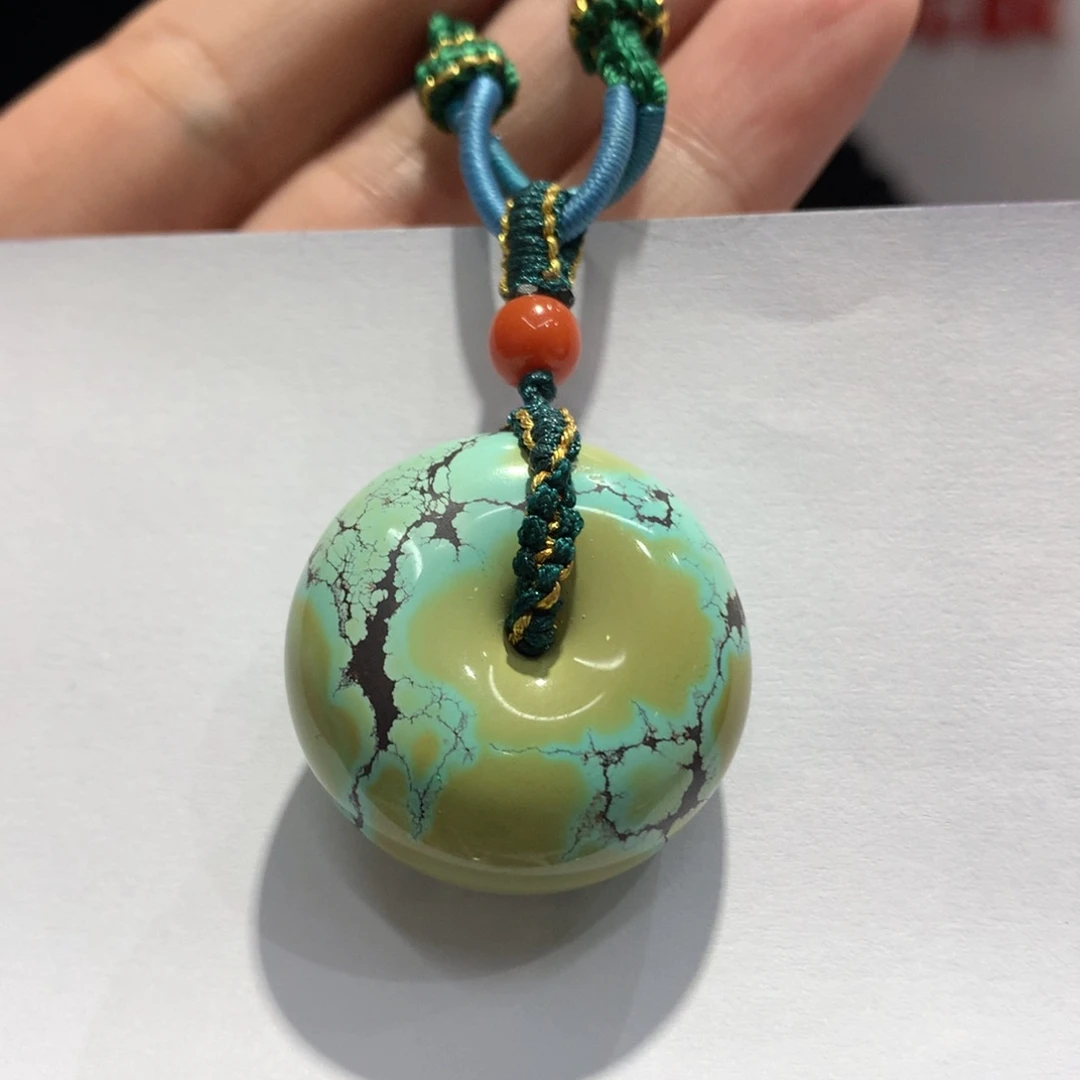 绿松石吊坠未镶嵌