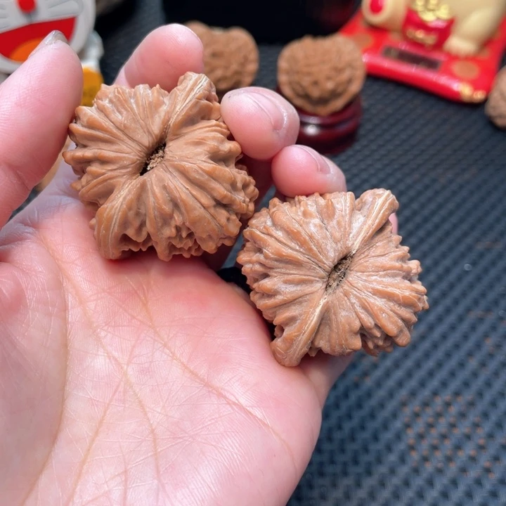 文玩核桃把件四座楼4.4全品