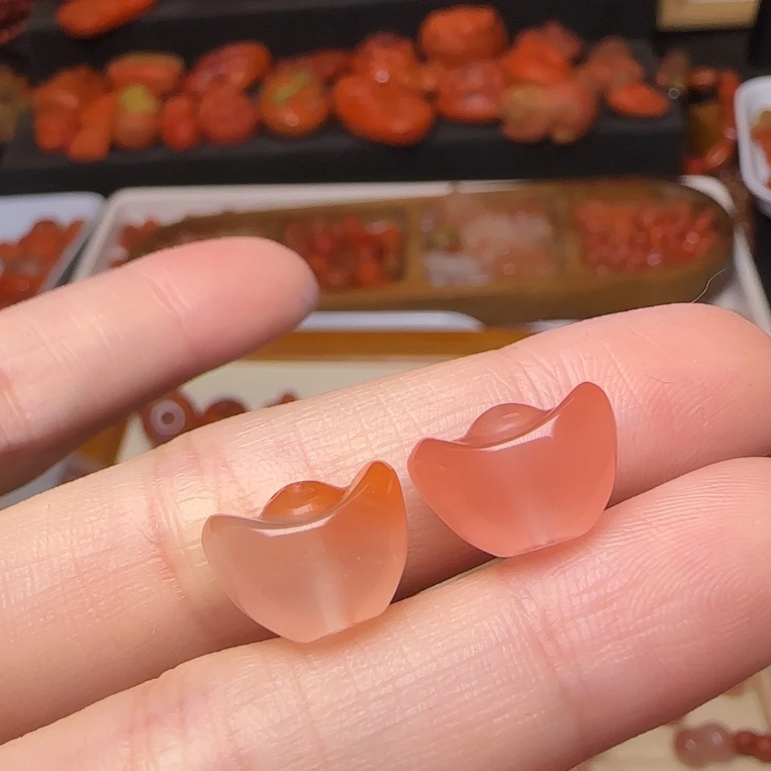 子***H南红玛瑙未镶嵌颈饰