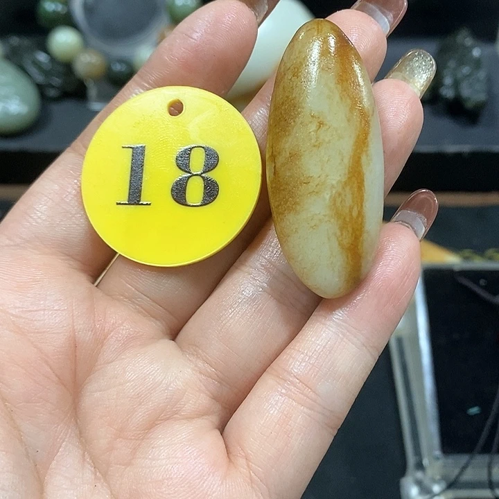 未镶嵌和田玉挂件