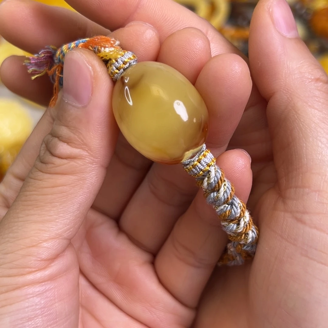 未镶嵌蜜蜡裸石蜜蜡