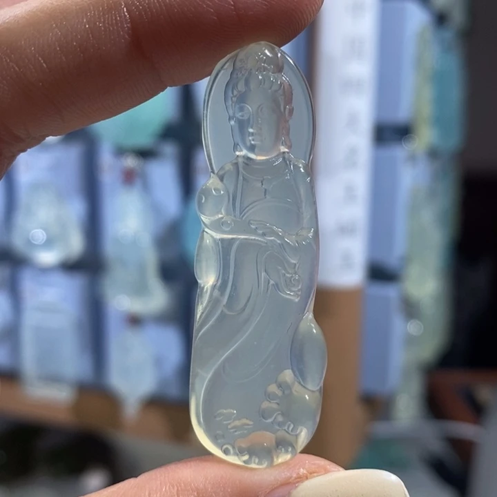 岫玉未镶嵌颈饰吊坠
