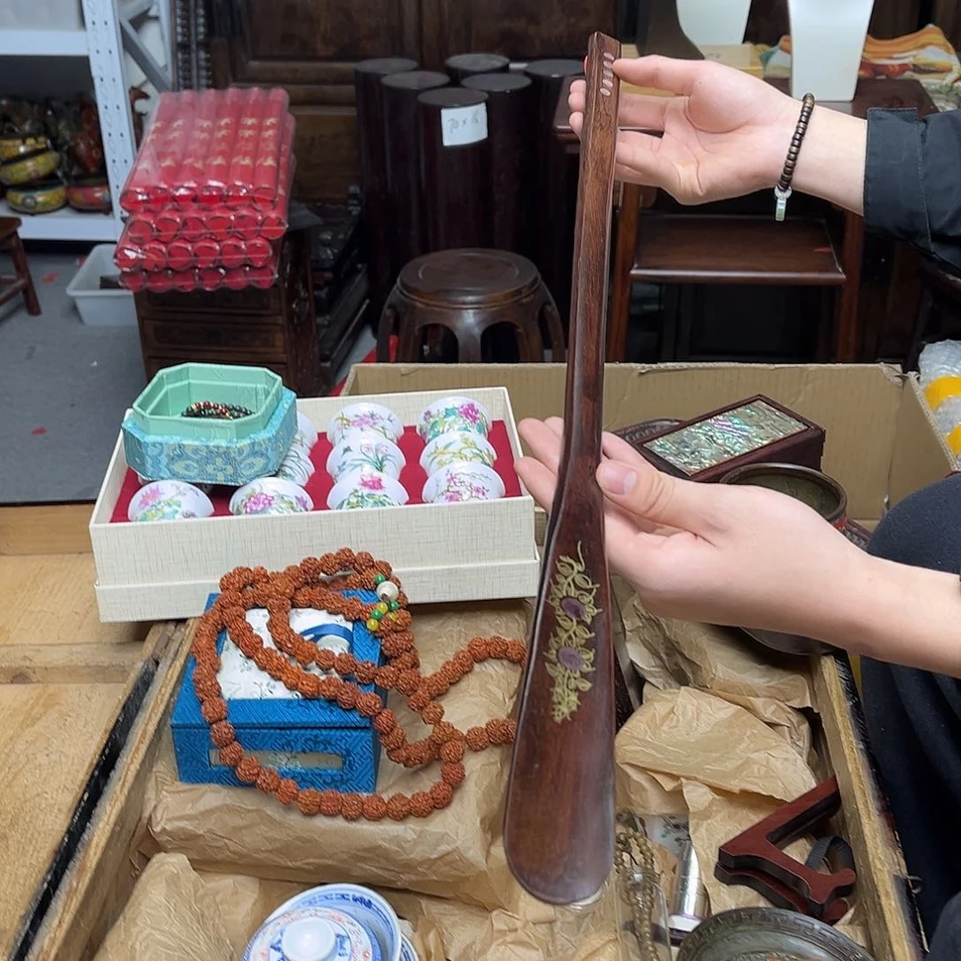 大叶紫檀（黑酸枝木类）