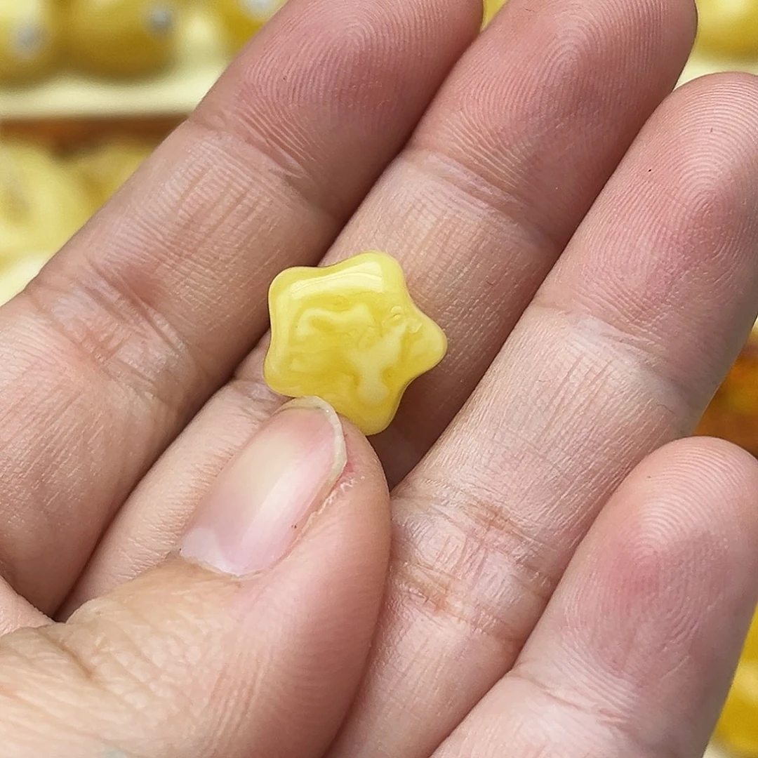 蜜蜡未镶嵌裸石天然