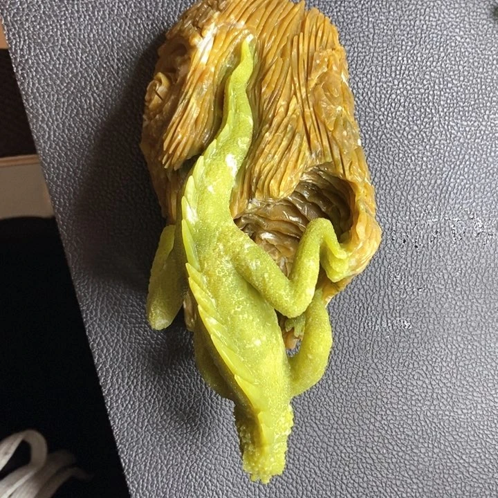 蛇纹石玉摆件未镶嵌石*