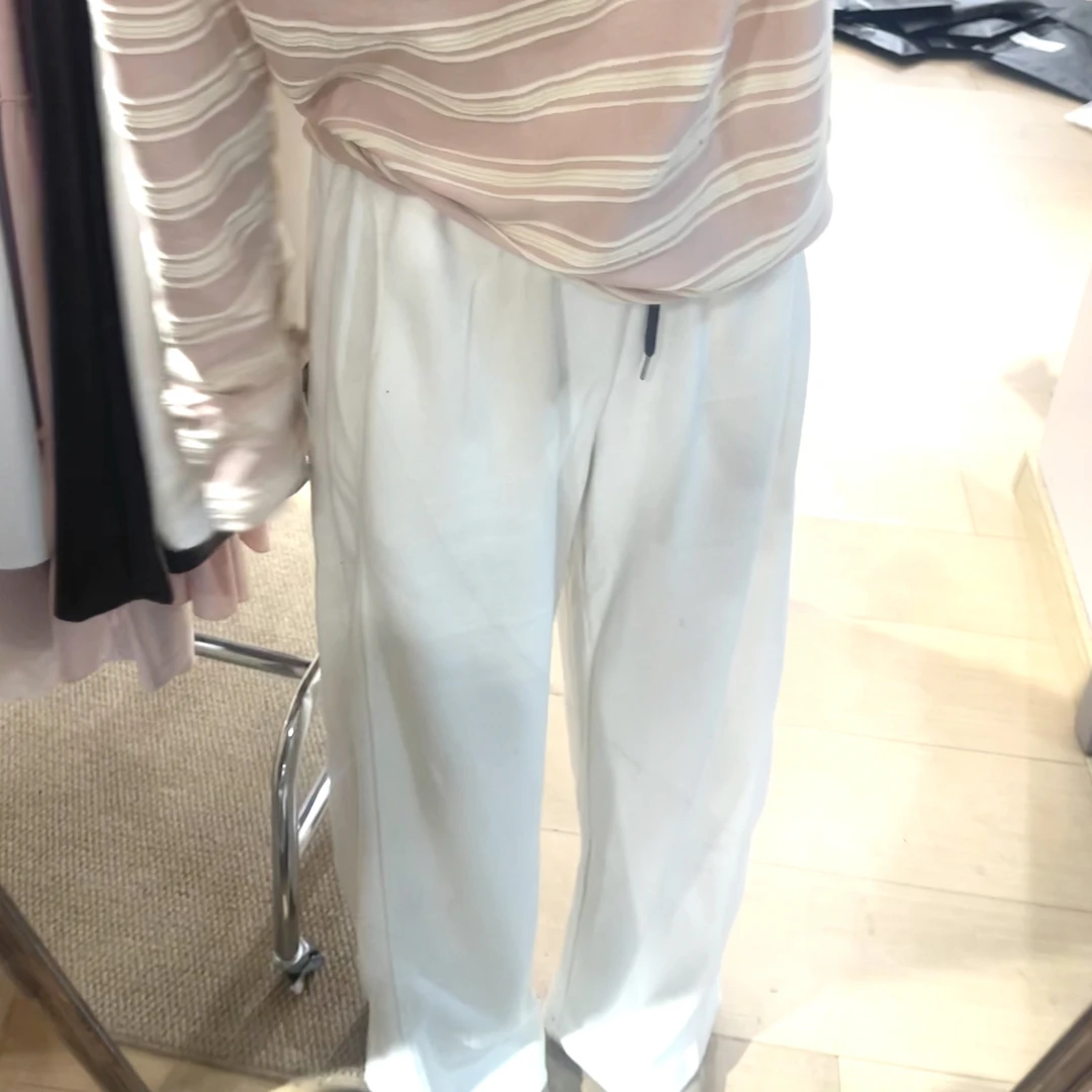 舒适保暖撞色宽松直筒休闲裤