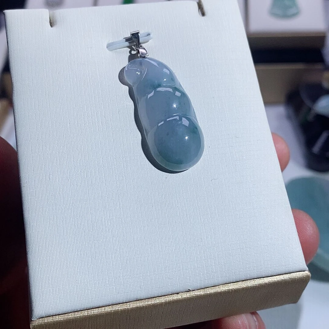 翡翠颈饰银S925镶嵌福豆