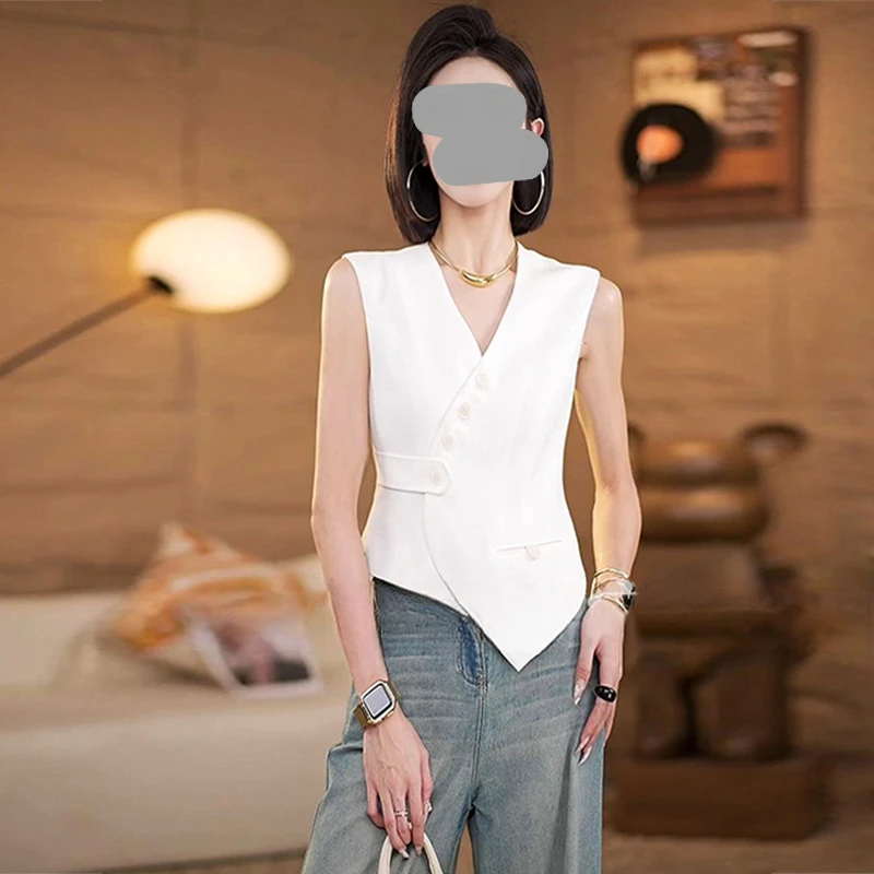 马甲女款2025新款薄款夏季白色西装坎肩高级感不规则外穿马夹上衣