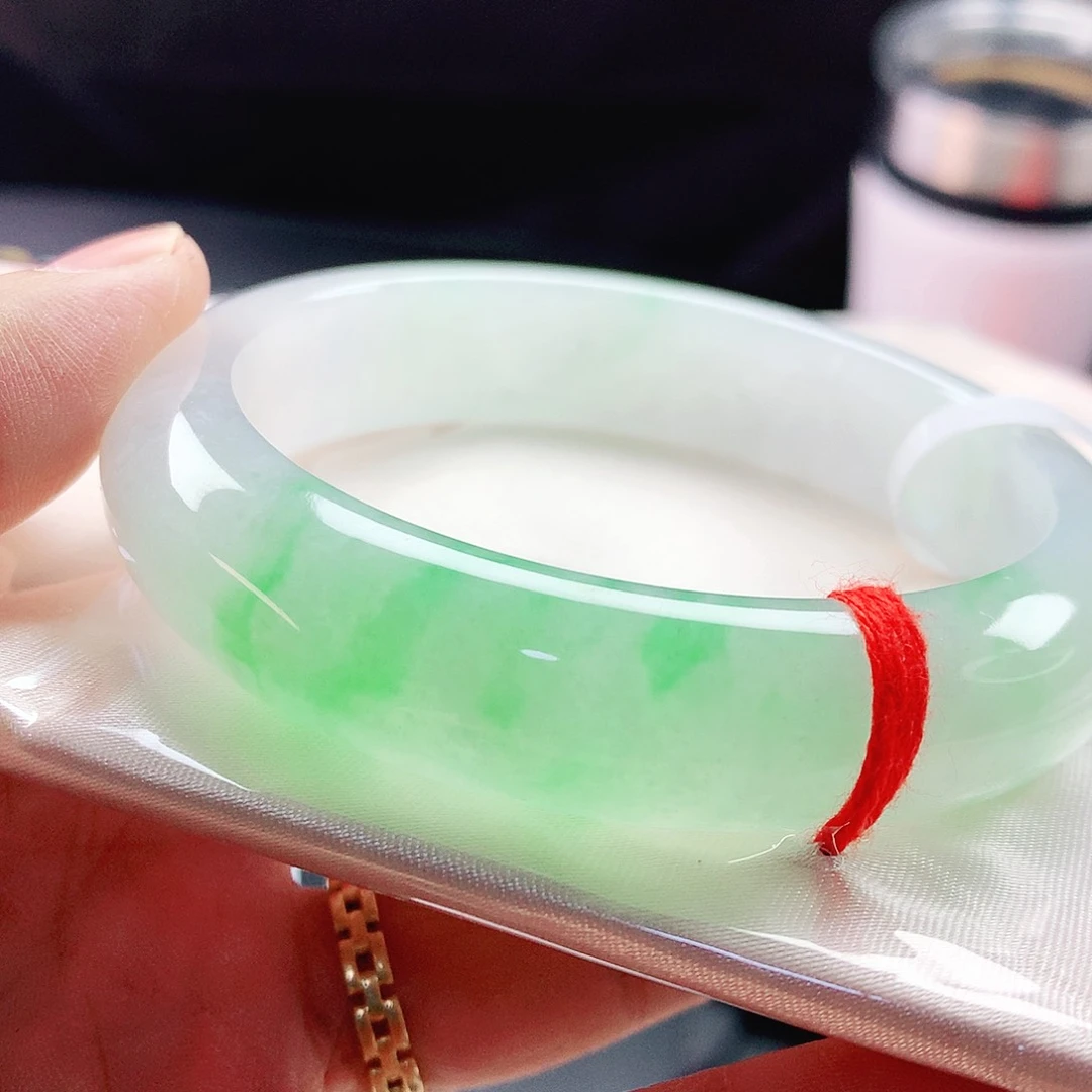 未镶嵌手镯翡翠58轮胎