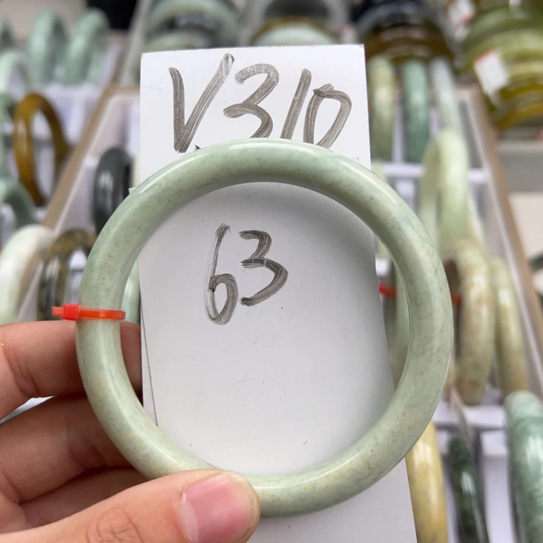 岫玉手镯未镶嵌天然岫玉