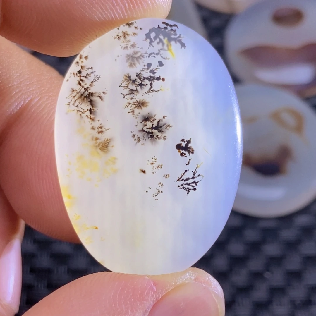 【闪购商品】未镶嵌颈饰玛瑙/玉髓温****3