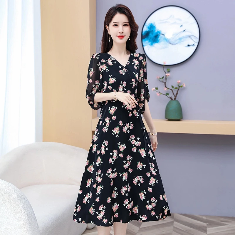 9538蔷薇花碎花女装连衣裙妈妈装气质款大码显瘦时尚夏季宽松修身