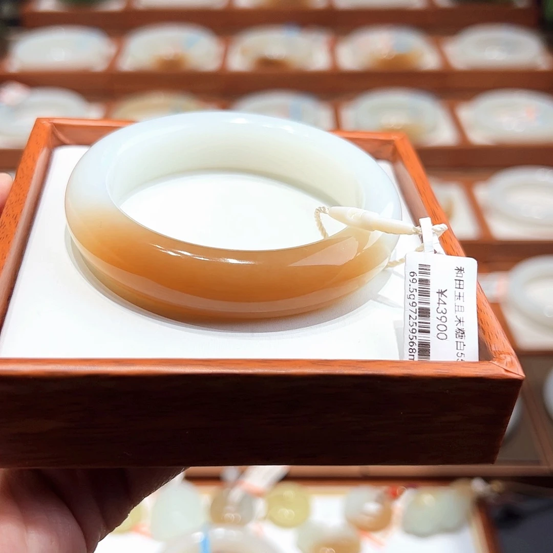 和田玉手镯未镶嵌55+