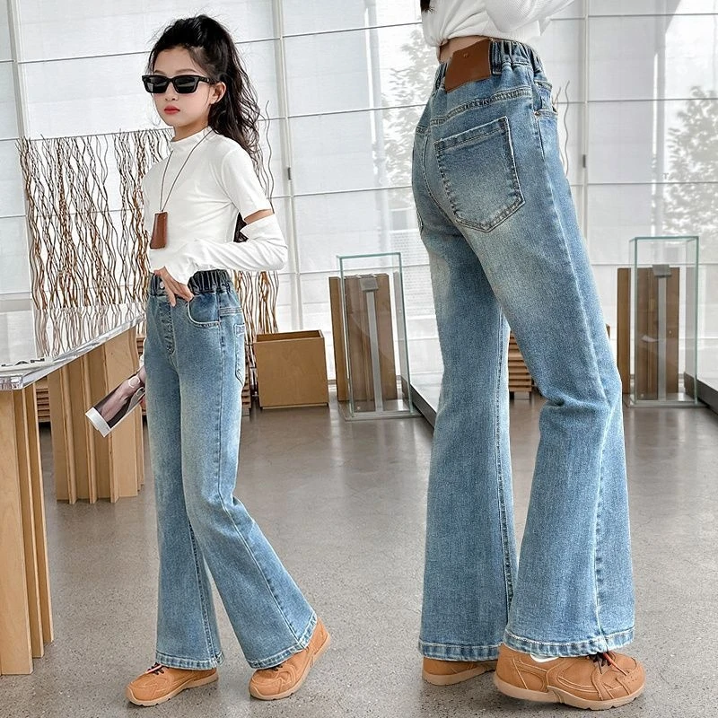 中大童浅色微喇牛仔裤女春季2025新款高腰复古显瘦喇叭马蹄裤子