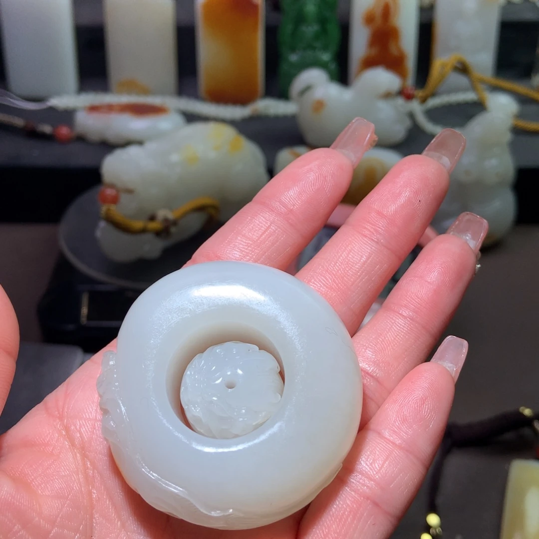 和田玉挂件未镶嵌u****6