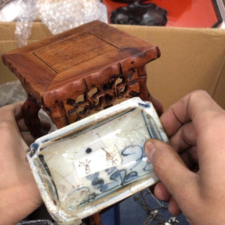 陶瓷孤品单件车里拍